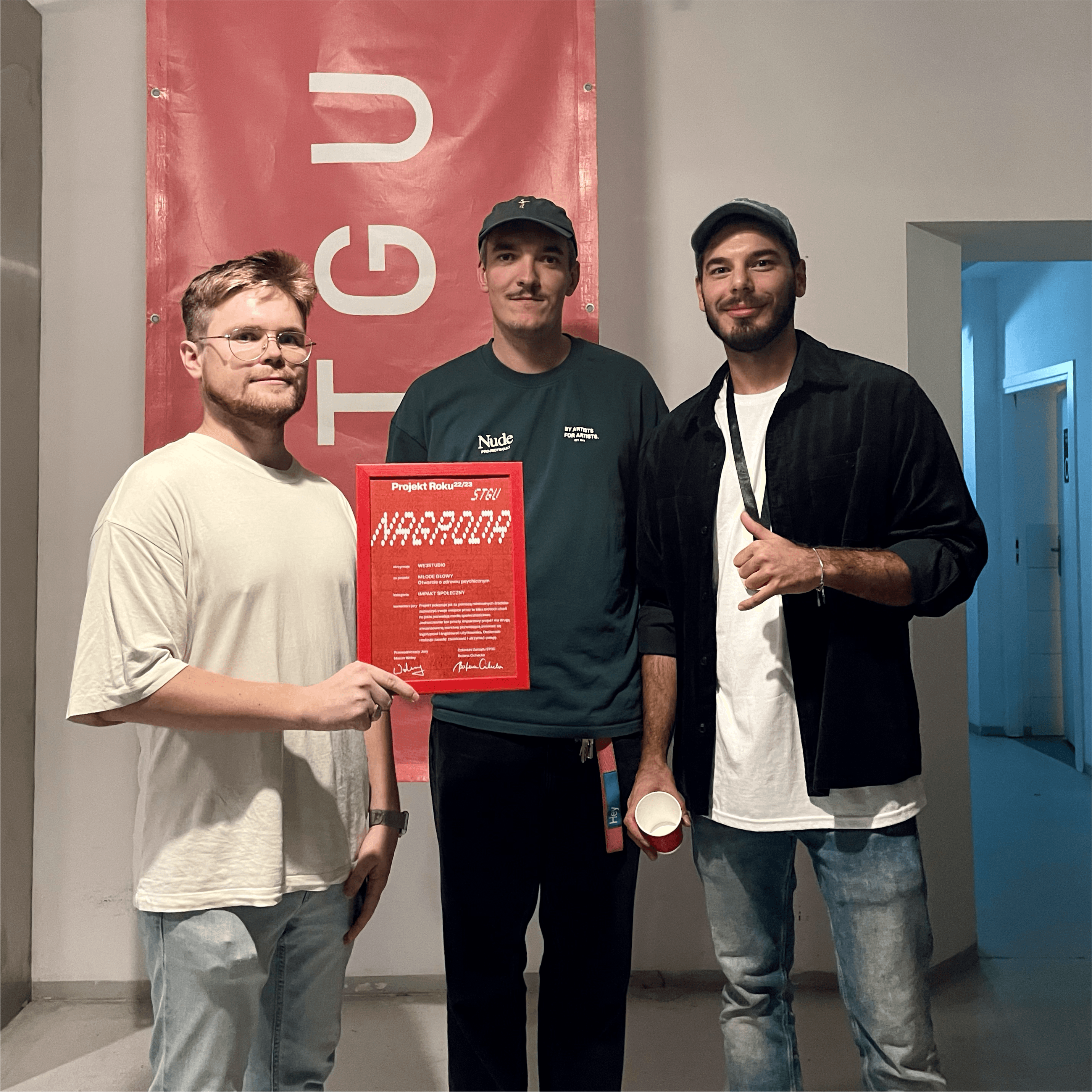 MŁODE GŁOWY awarded in the 22/23 Project of the Year competition in the "Social Impact" category.